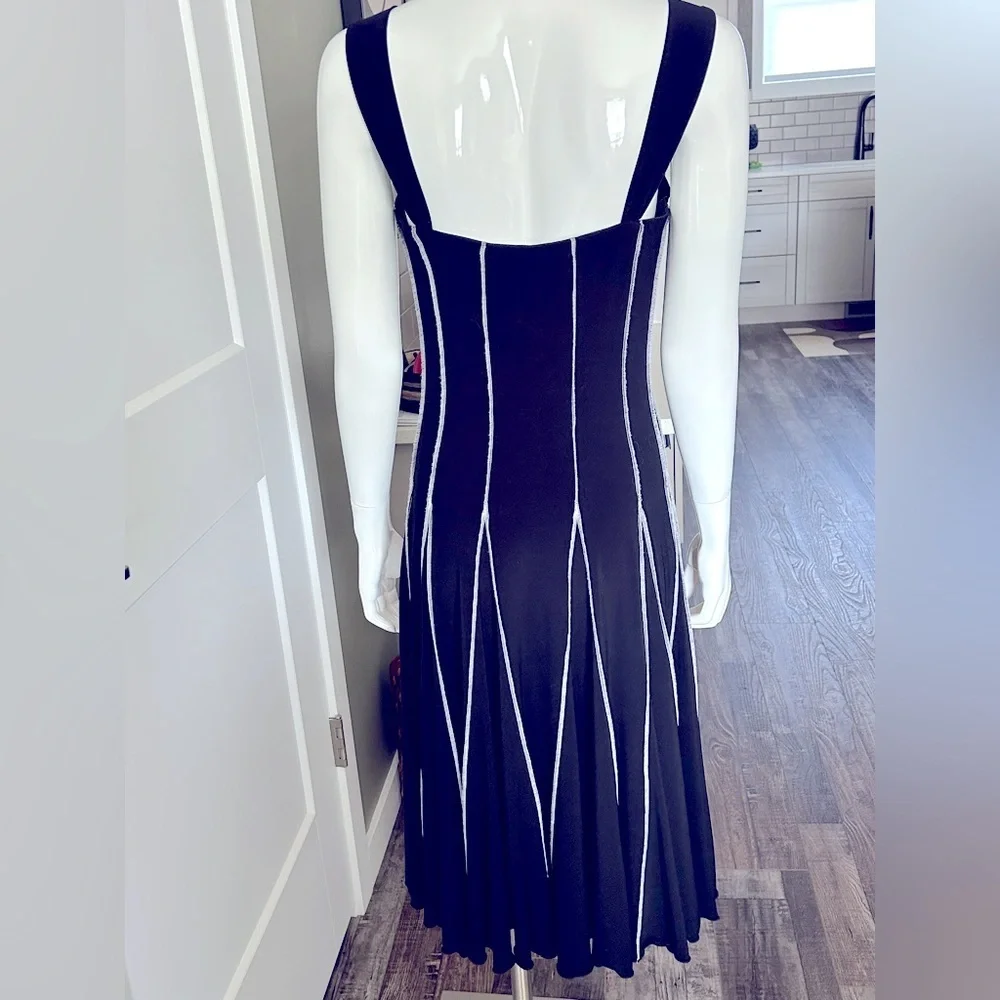 Joseph Ribkoff Femme Fatale Dress - Picture 9 of 14